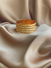 4pcs Minimalist Carved Bangle Set