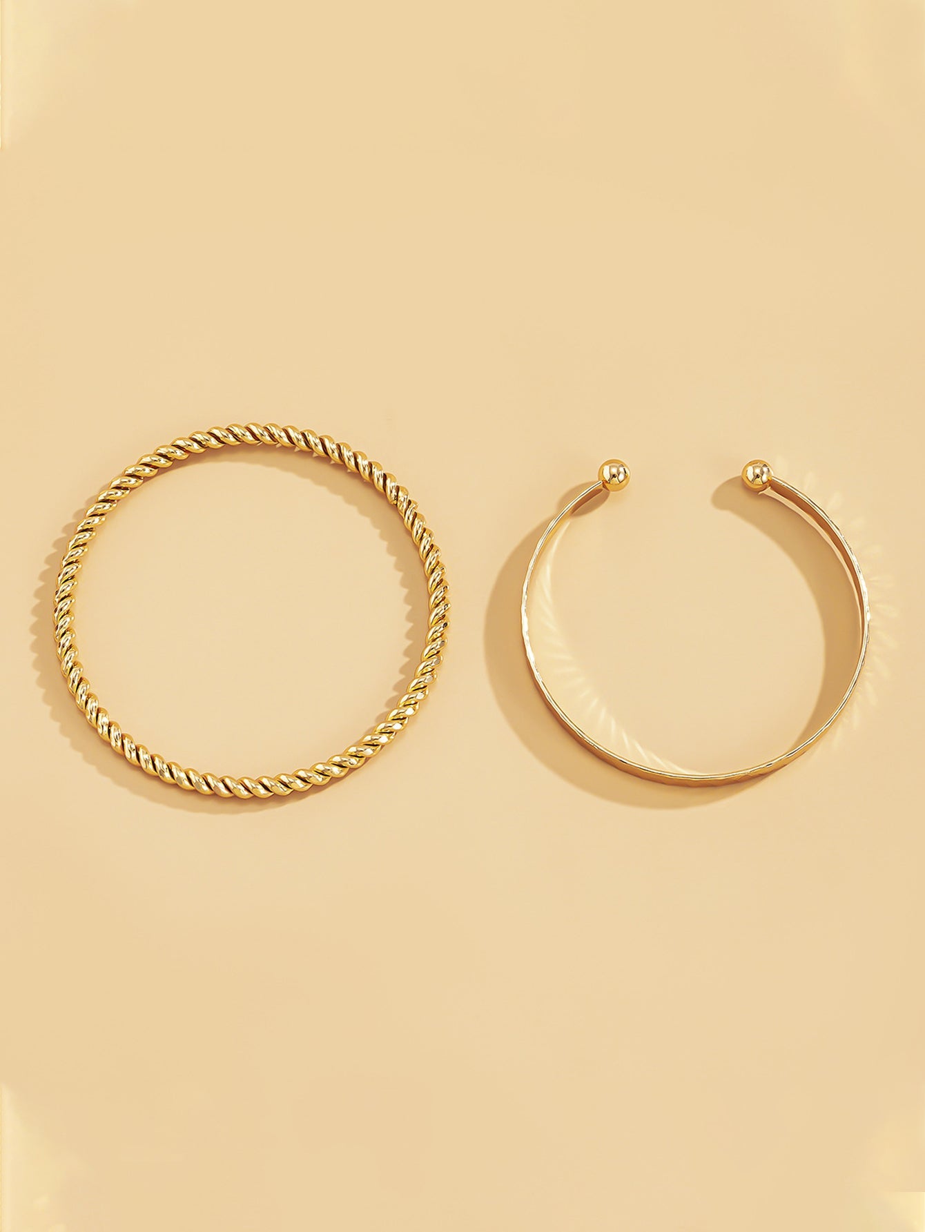 Geometric Decor Bangle Set 2pcs - Gold