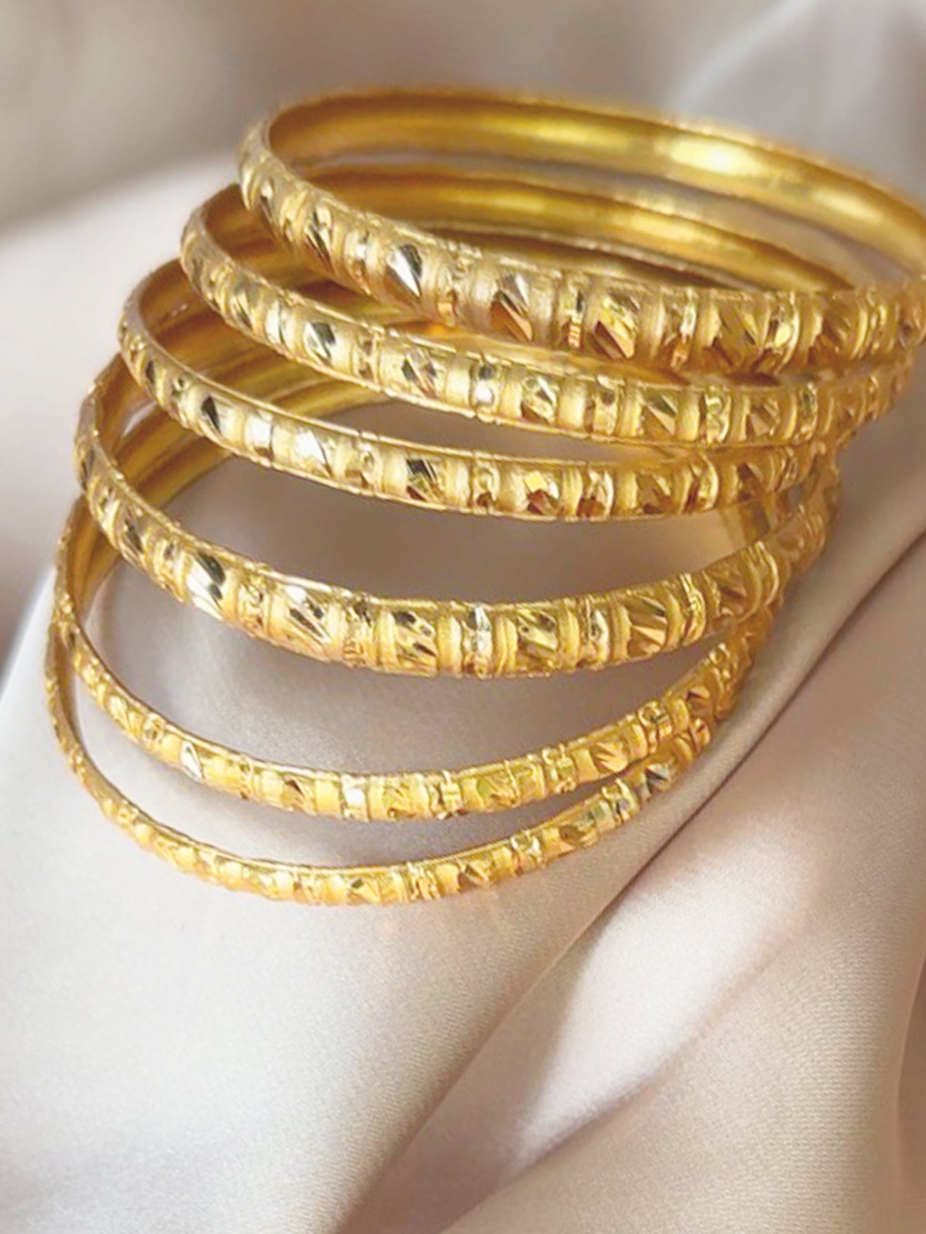 6pcs Irregular Dabbed Bangle Set